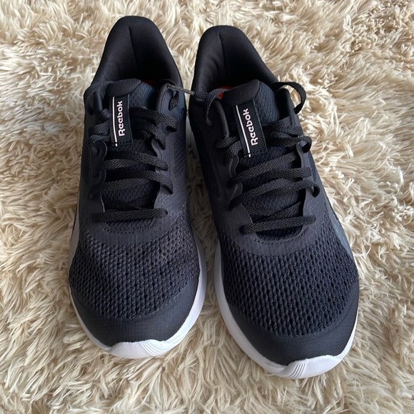 Woman’s Reebok Runners - Picture 4 of 5